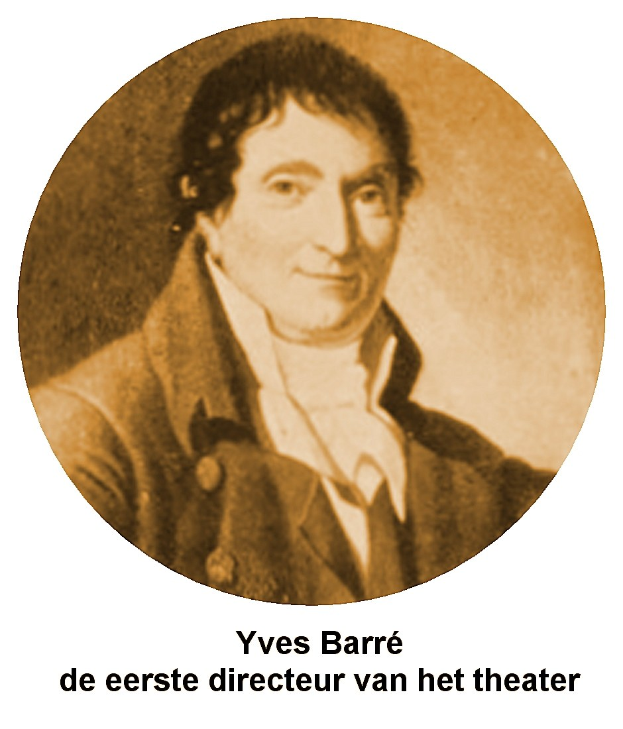 Portrait von Yves Barre, Theaterdirektor, in einem schwarzen Anzug und weißem Hemd mit ernstem Gesichtsausdruck, zurückgekämmtem Haar und direktem Blick in die Kamera, mit fetter Schrift unten.