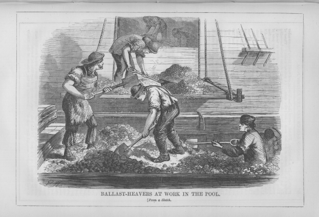 Schwarz-weißes Bild von Menschen in einem Pool bei der Arbeit, einige halten Schaufeln, mit dem Text "Ballast-Heavens bei der Arbeit im Pool" unten.