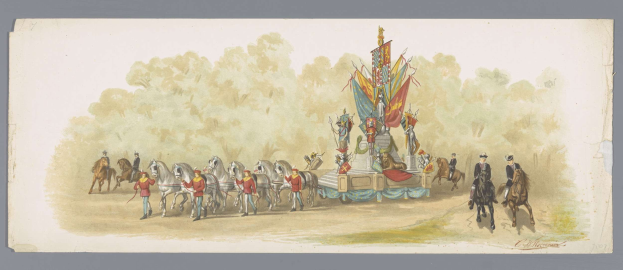 Bild eines Menschen in bunten Kostümen auf Pferden in einem Karnevalsumzug, mit einem geschmückten Wagen, Bäumen und einem klaren blauen Himmel im Hintergrund.