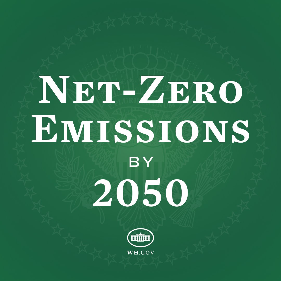 Grüner Hintergrund mit fetter weißer Schrift, die "net-zero emissions by 2050" lautet.